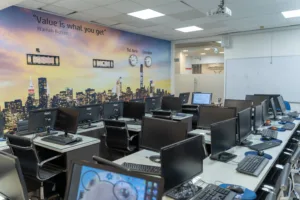 לימודי ביטוח פנסיוני ואלמנטרי במכללת אורין שפלטר