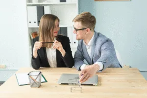 רישוי סוכנים